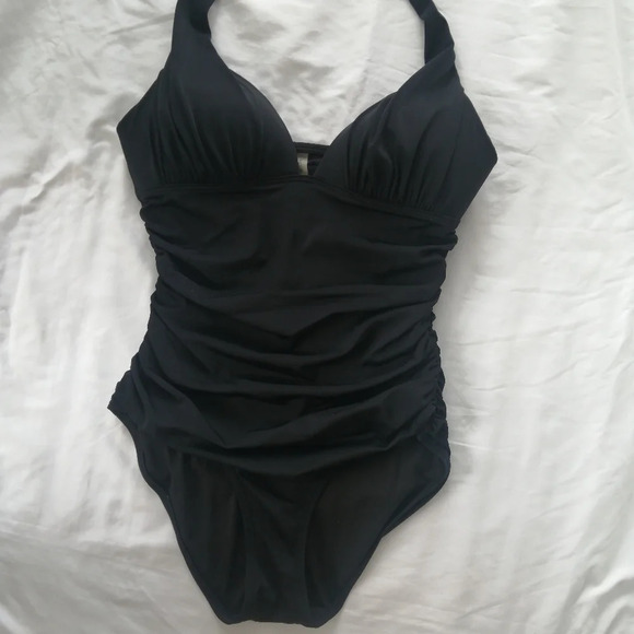 Victoria Secret Ruched Stomach Plunging Halter One Piece Swim Bathing Suit M - Picture 5 of 16